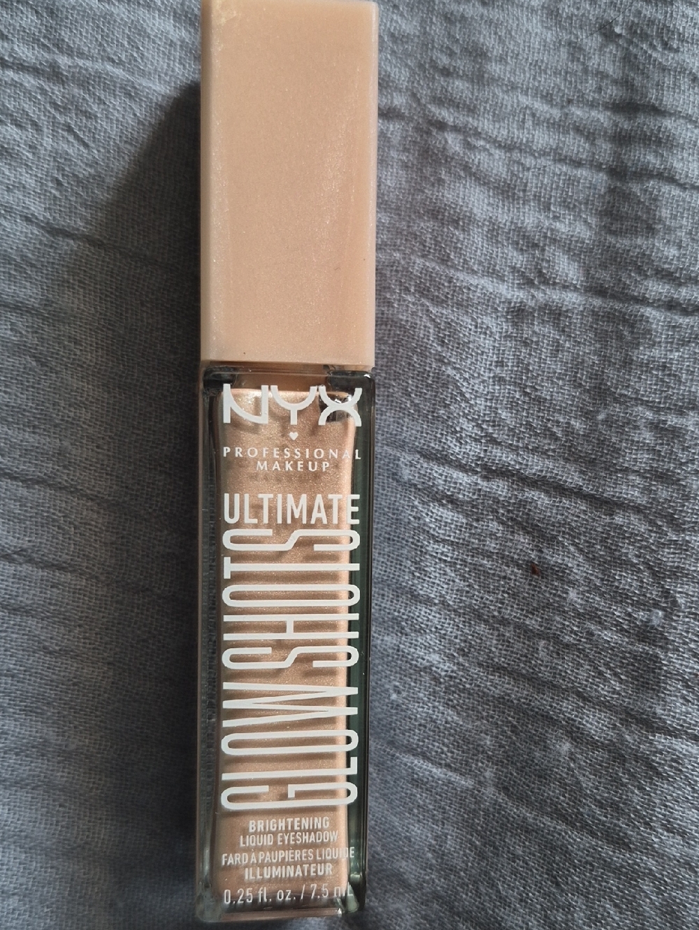 Ultimate Shadow Stowaway Brightening Liquid Eyeshadow - Nude